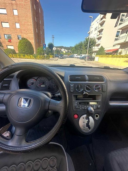 Honda Civic 1.4iS de Caixa Automática