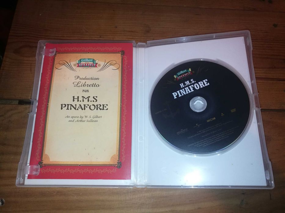 GILBERT AND SULIVAN	DVD (sem legendagem - áudio inglês)