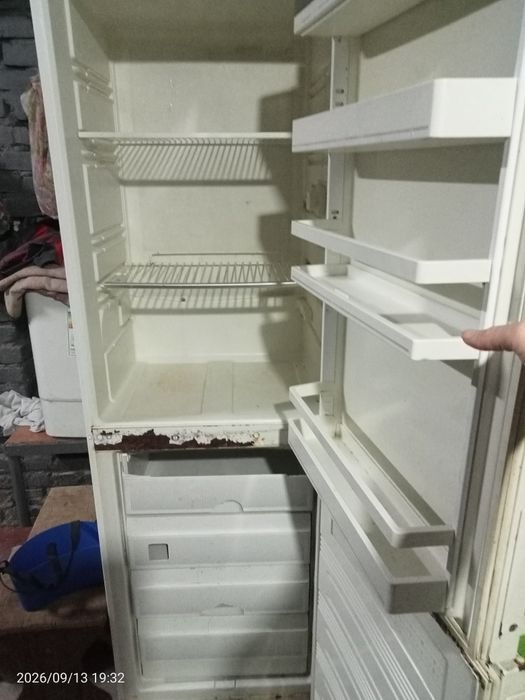 Холодильник з камерою