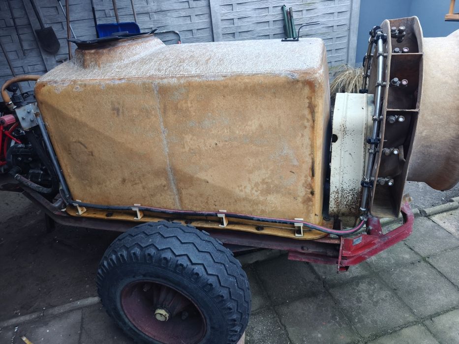 Opryskiwacz Pilmet 1000 l