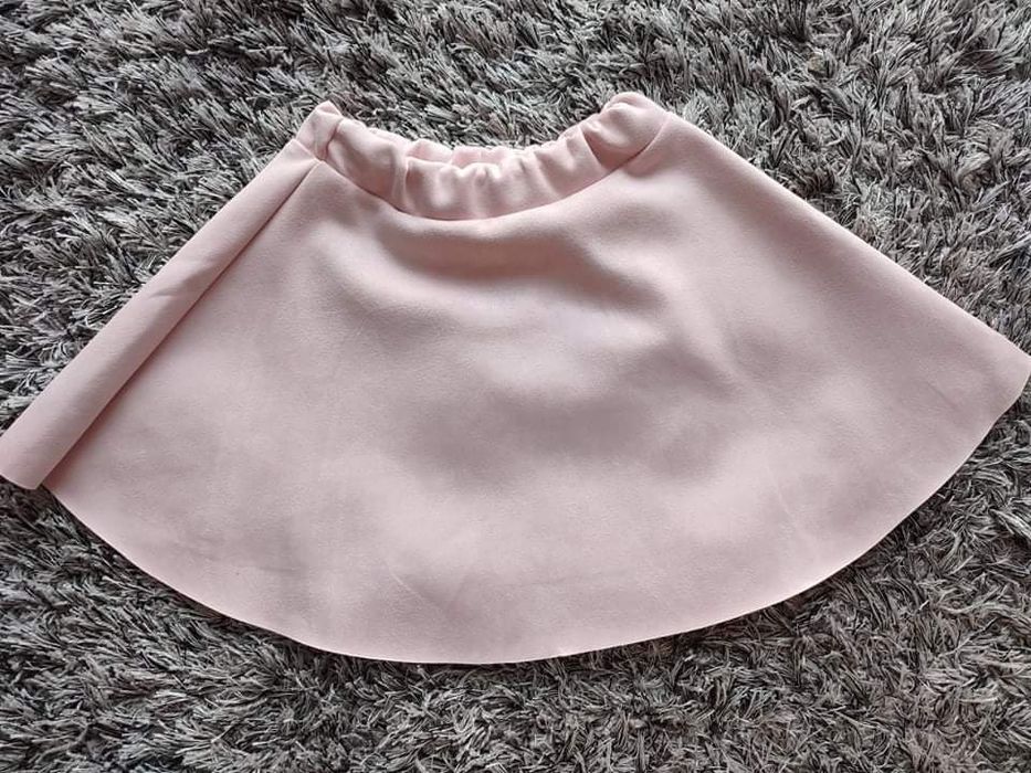 Spódniczka jasno różowa