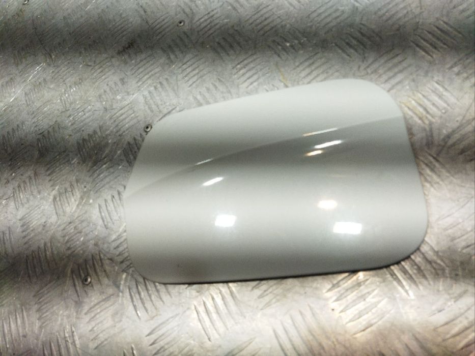 Лючок паливного бака VW Atlas