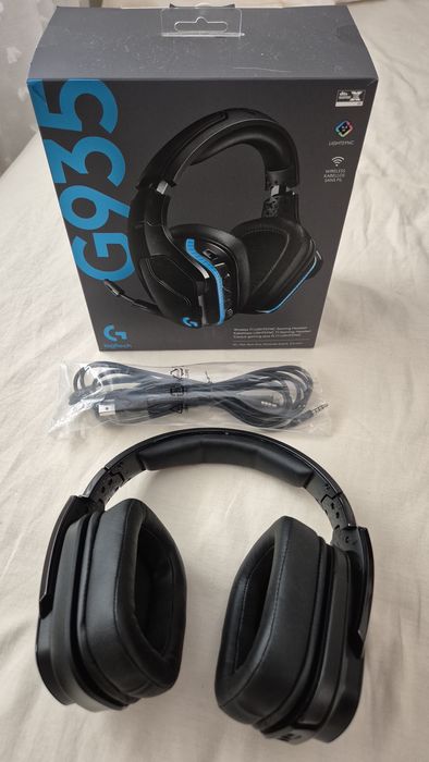 Headset Gaming Logitech G935