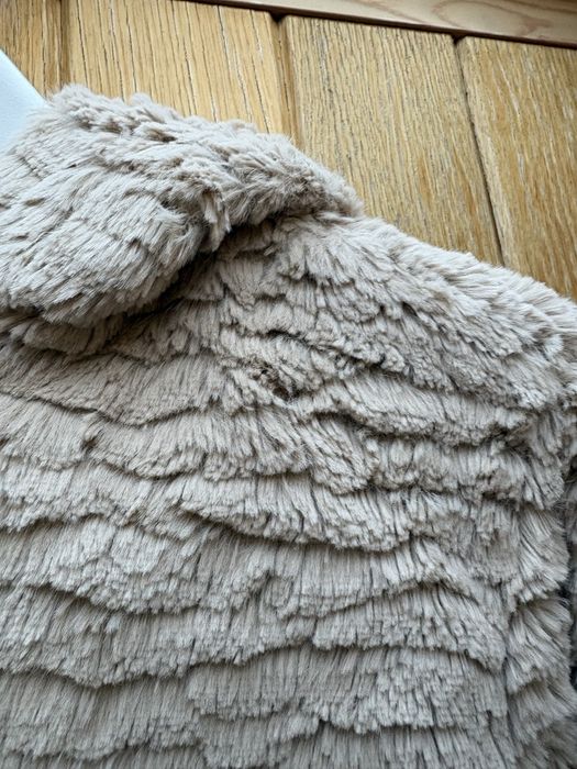 Casaco de pelo beje da MDD como novo