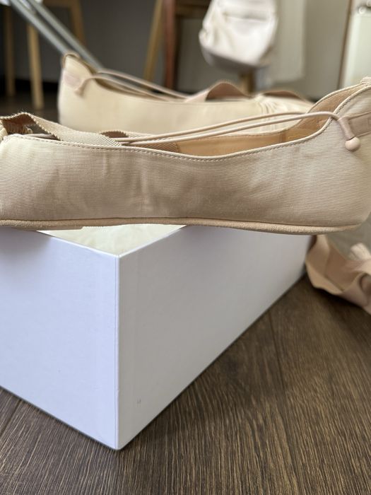 Балетки Dior бежеві ( нові)
