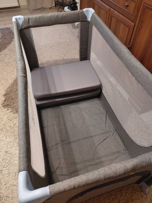 Łóżeczko turystyczne