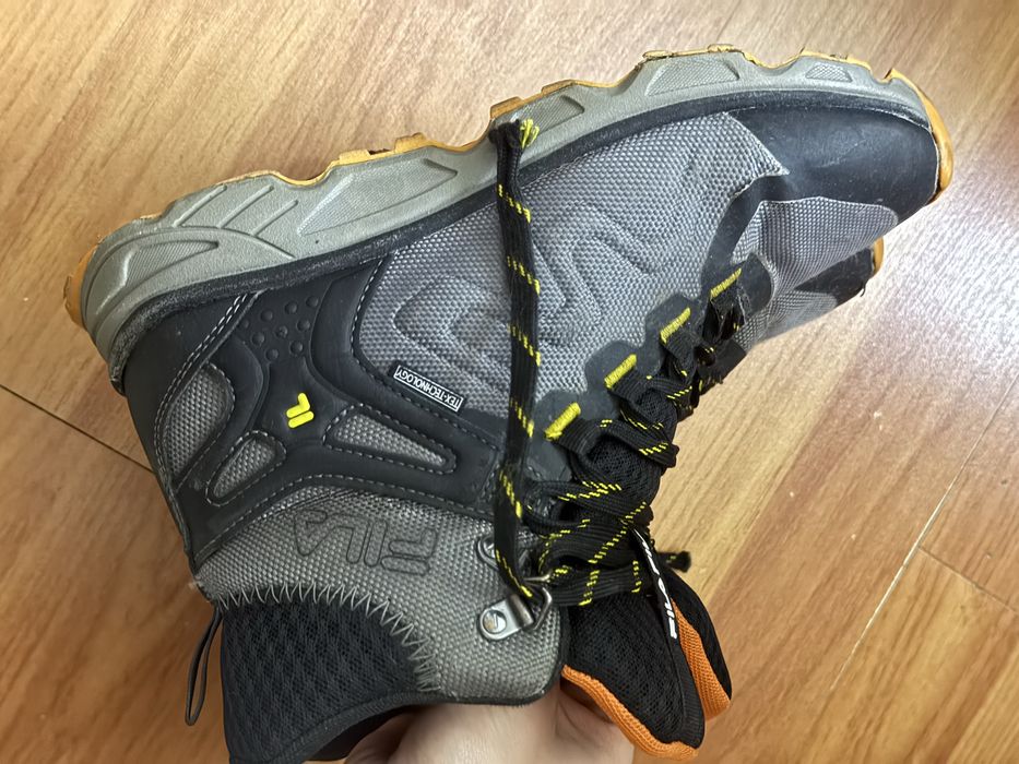 Зимние термоботинки для мальчика ботинки Fila