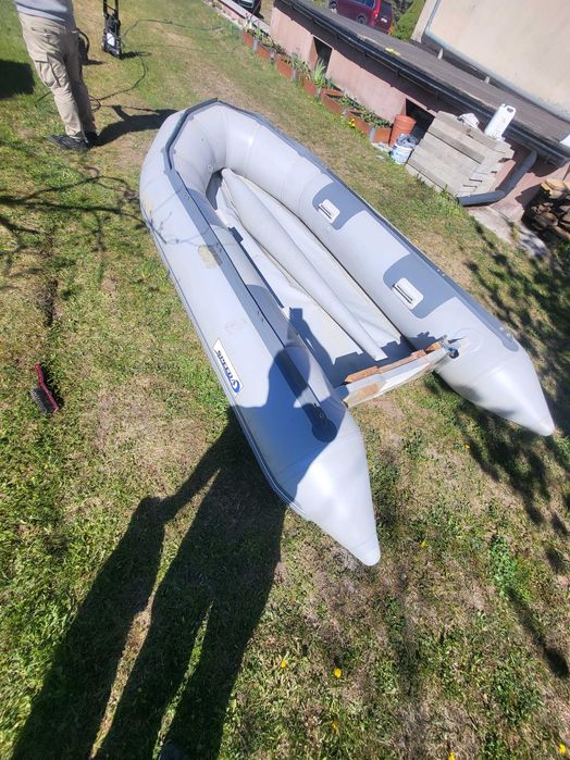 Ponton speed 380