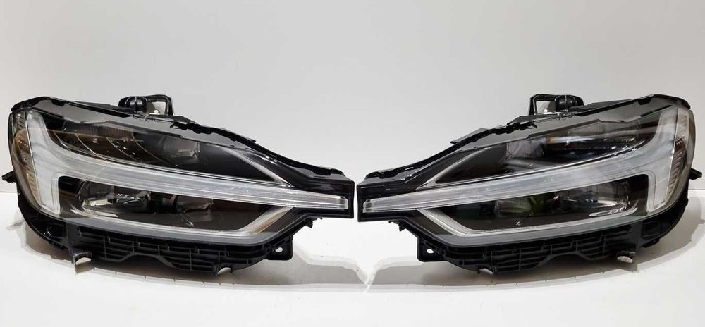 Reflektor lewy prawy full led Volvo XC60 KOMPLET europa