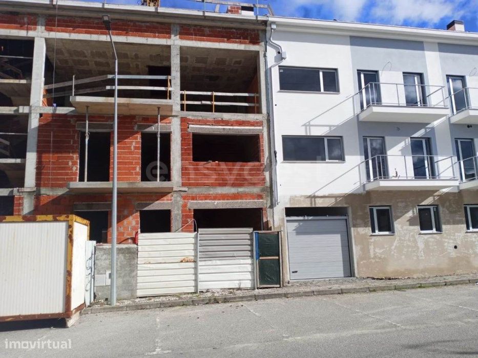 Apartamento T1 em construção, localizado em Carregal do Sal
