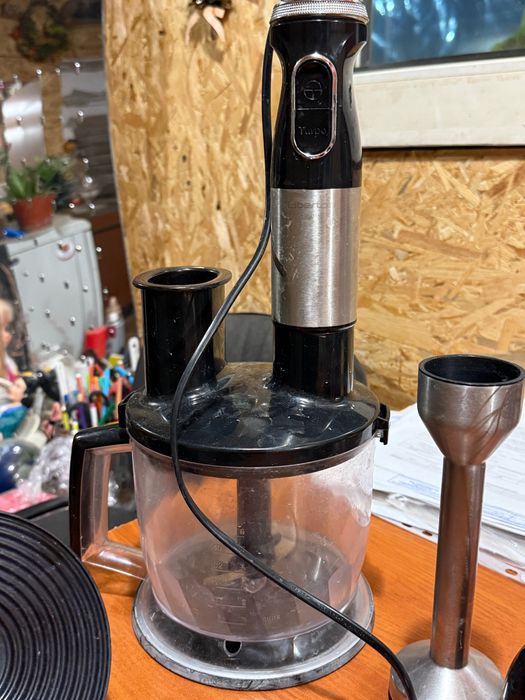 Блендер LIBERTON LHB-1010