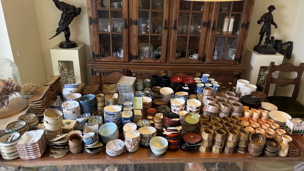 Japanese Dinnerware Set486259522536755200