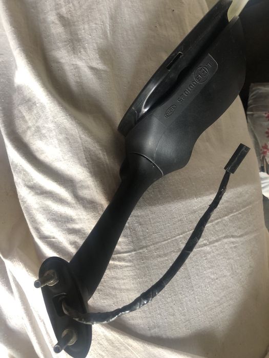 Дзеркало оригінал на спорт байк джиксер 600-750-1000 куб