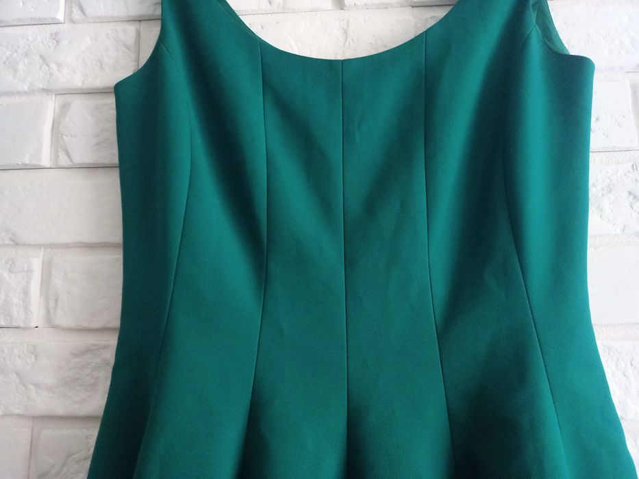 Elegancka sukienka rozkloszowana wesele #koktajlowa