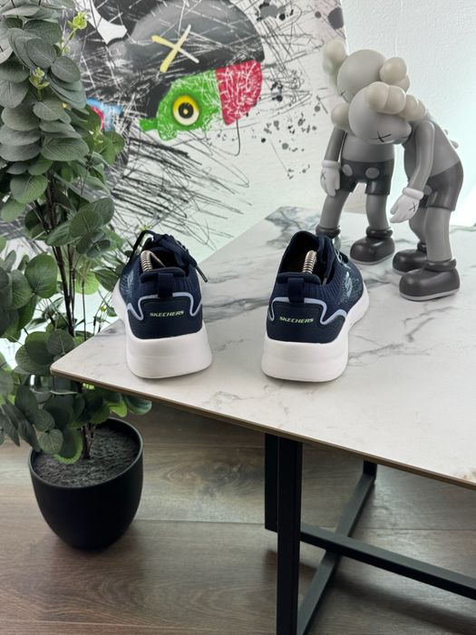 Кросівки Skechers Dynamight 38 розмір Е16367