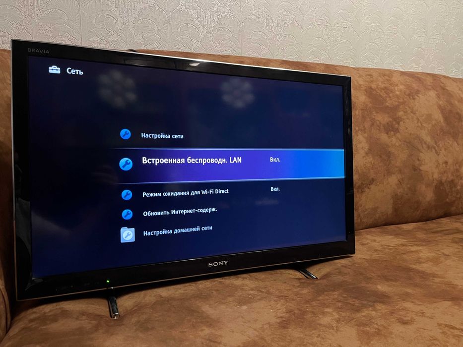 Телевізор Sony  KDL-32HX753 з 3-D