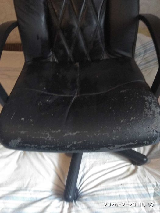 КРЕСЛО - Б У - в рабочем состоянии