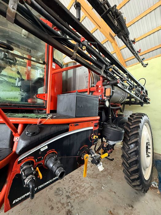 Продам самохідний оприскувач APACHE AS 1020 2012 р 6000 м год
