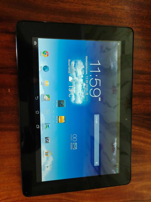 Планшет Asus MeMO Pad FHD 10 LTE ME302KL