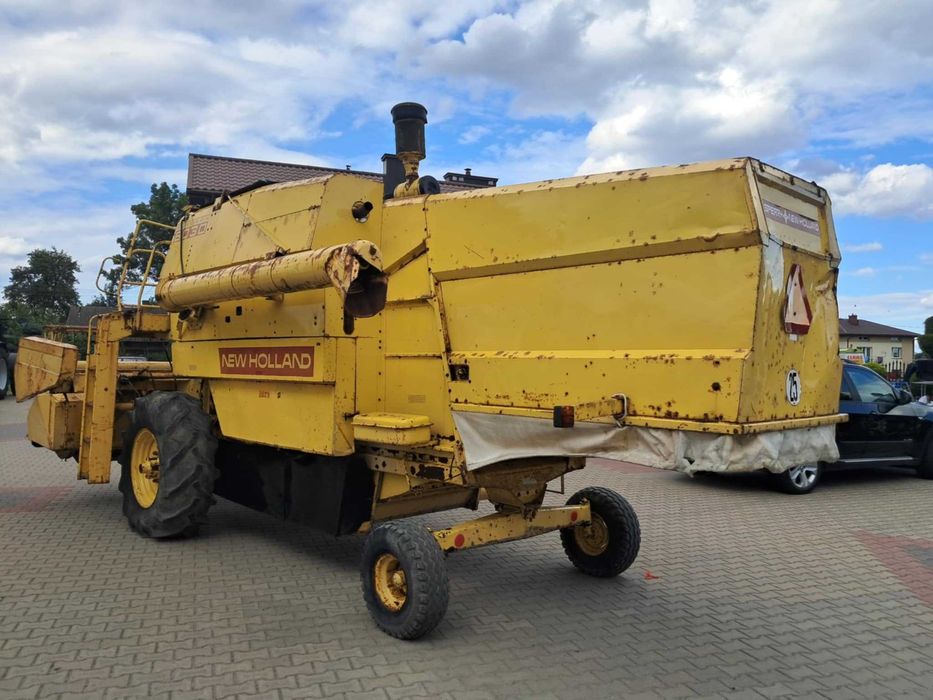 Kombajn zbożowy New Holland 8030 heder 3m transport 8040 ,1540 claas