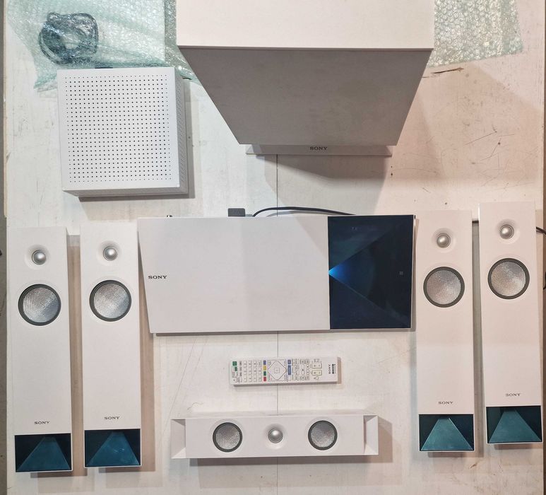 Sony BDV-N7100WL – 5.1 Home Cinema System Blu-ray / Bluetooth / Wi-Fi