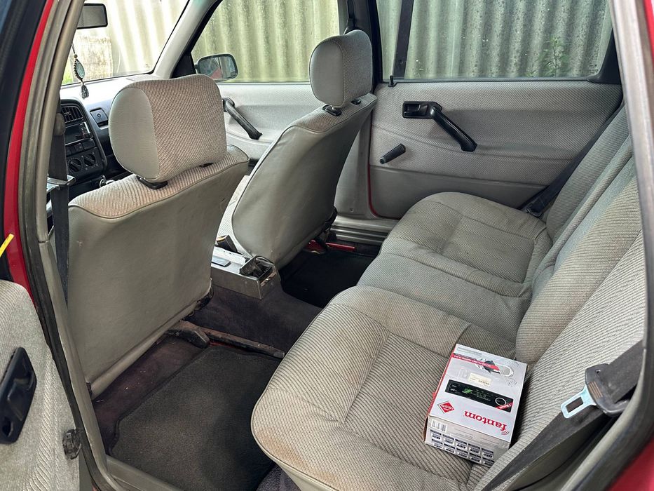 Volkswagen Passat B3 1.8