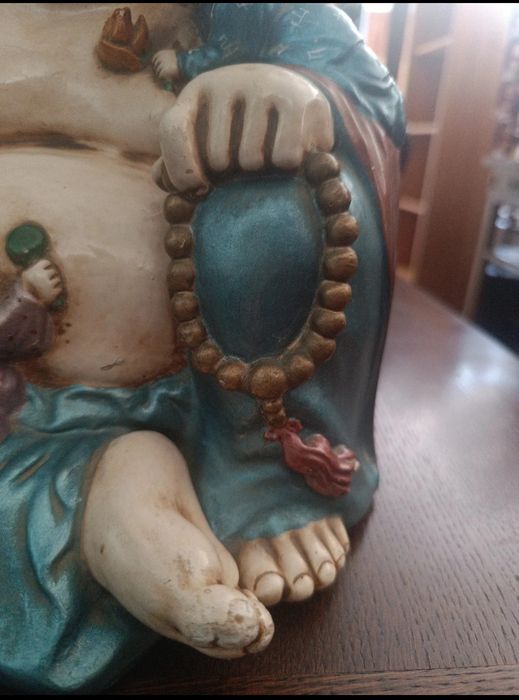 Estatueta Buddha risonho com crianças