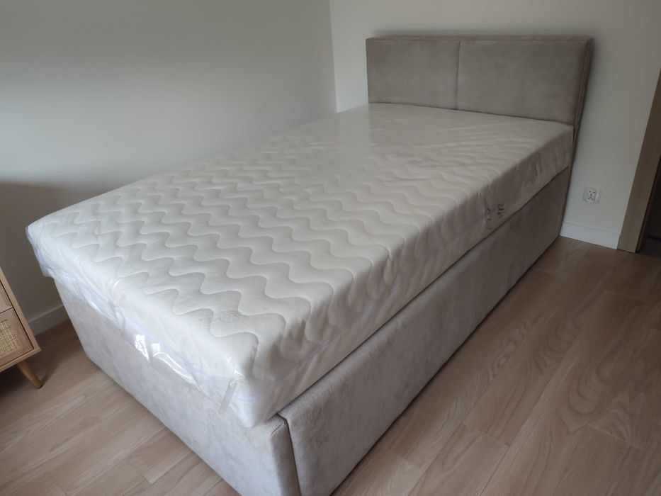 Wykonujemy łóżka tapicerowane na wymiar pojemnik, producent, led