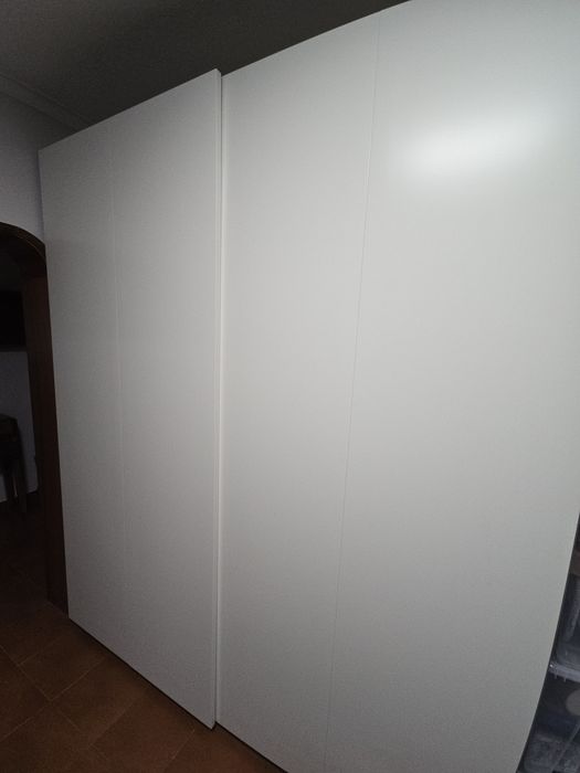 Quarto aluga-se em Carcavelos