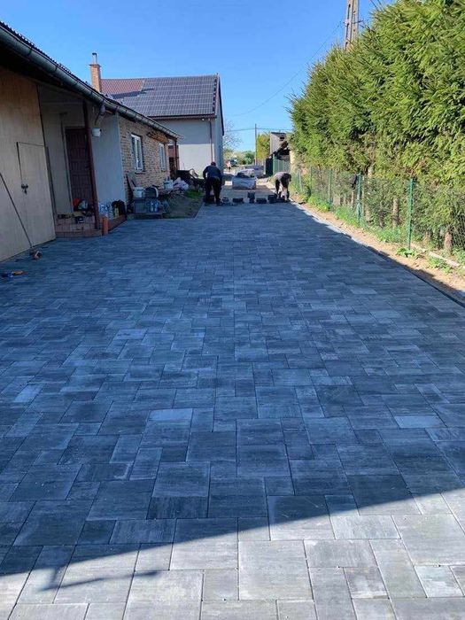 Kompleksowe Układanie Kostki Brukowej
