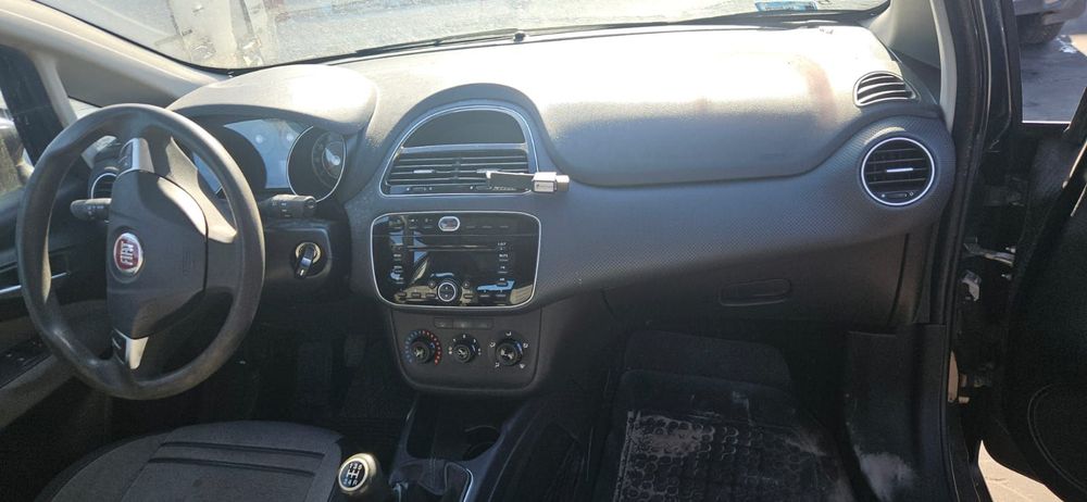 FIAT PUNTO EVO 09-12 1.3 MULTIJET OSŁONA PRZECIWSŁONECZNA DASZEK PRAWA LEWA