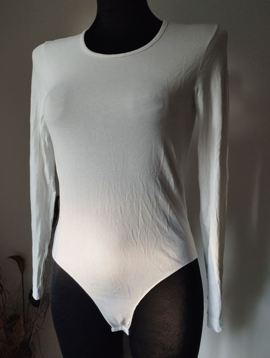 Zestaw bielizny damskiej-4 sztuki