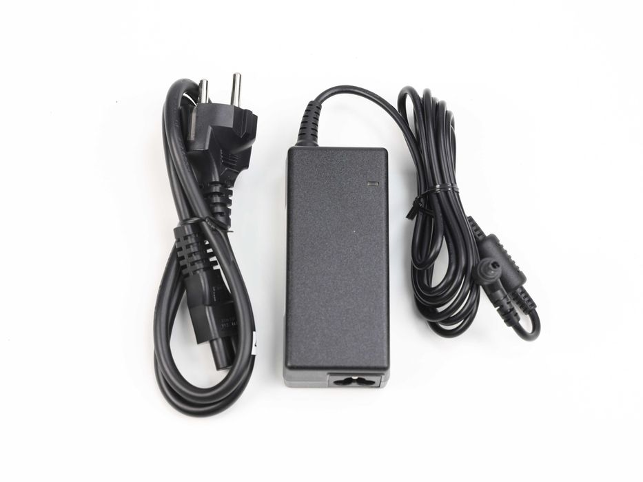 Adaptador de portátil - asus ac adapter 65w pa-1650-66
