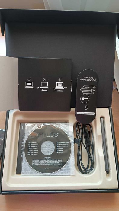 Wacom Intuos Art Tablet + S Pen64741087884418122