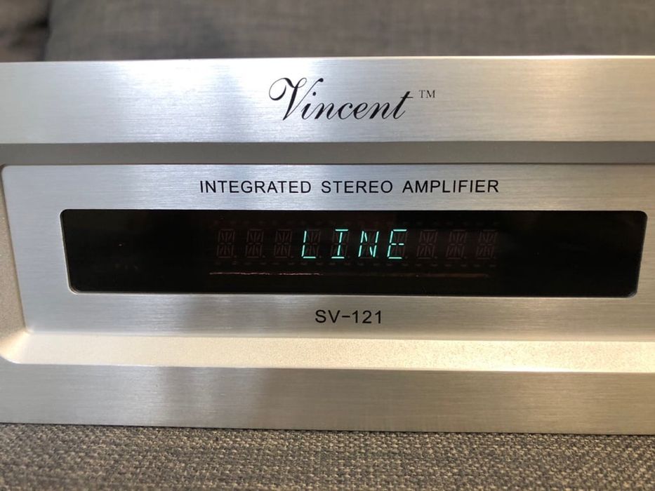 Vincent SV-121 —  підсилювач рівня High-End