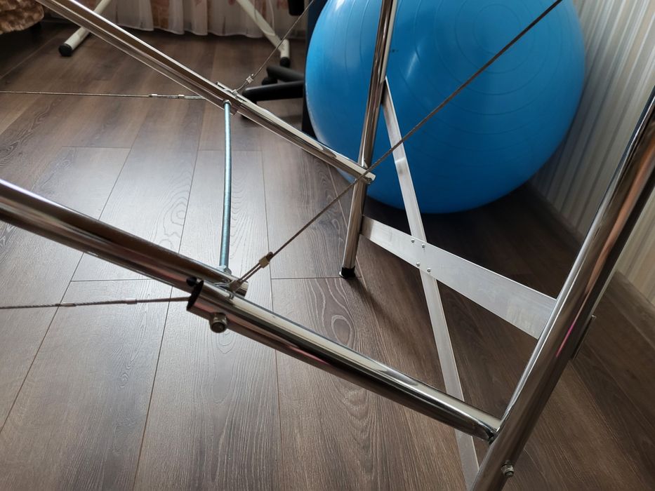 Кушетка тапчан для лешмейкера масажа