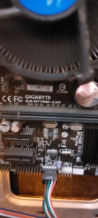 Системный блок i3-7400, ddr4 16gb, hdd 250gb