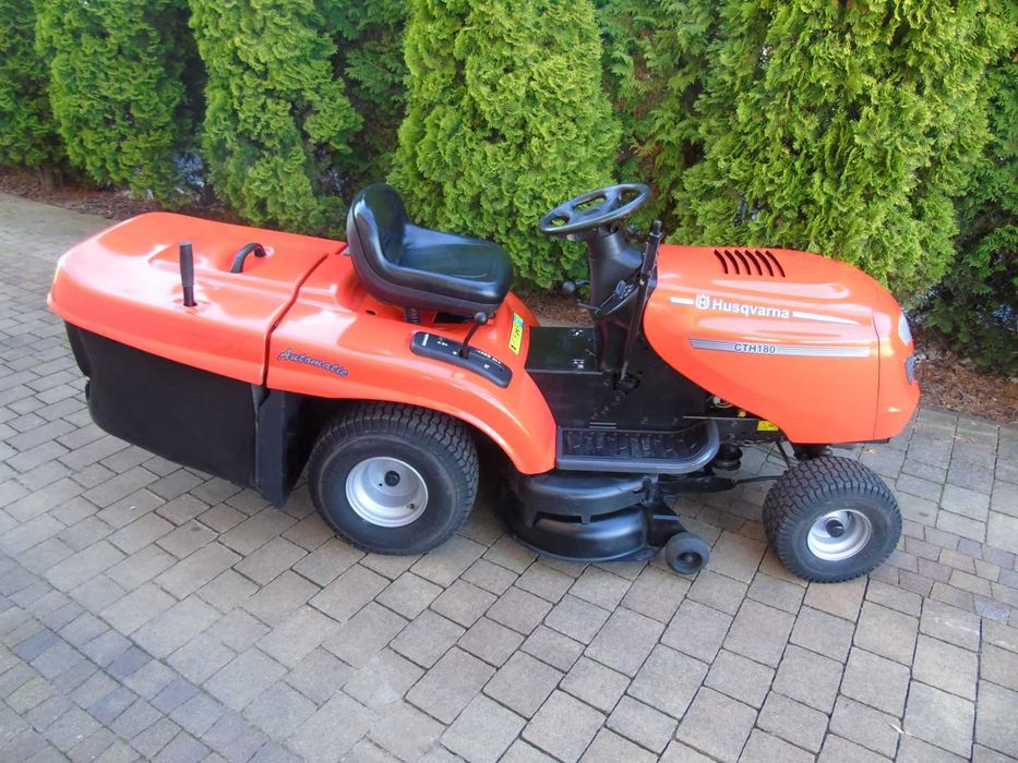 Traktorek kosiarka HUSQVARNA CTH 180 17,5 KM kosz automat PO SERWISIE