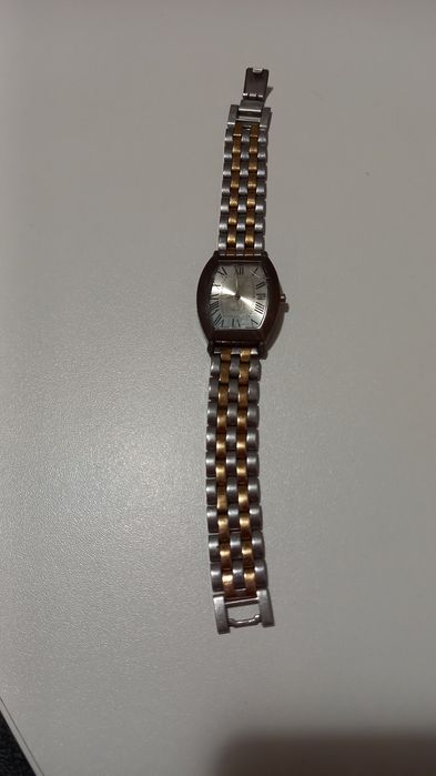 Наручний годинники