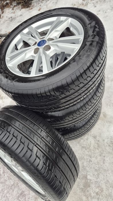 Felgi 17 " 5x108 Ford S-Max Focus Galaxy opony Continental 235/55