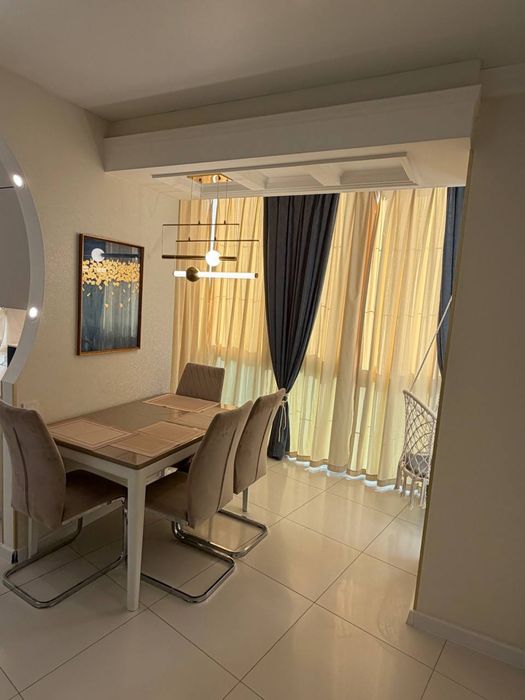 Продається простора квартира — 87 м²