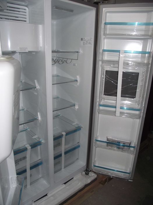 Lodówka side by side Midea KS-EIX 6.23 No Frost kostkarka  Barek