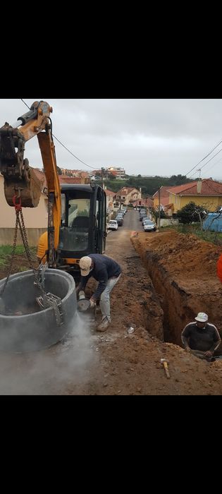 Serviço giratoria / bobcat / carro basculante  / entulho