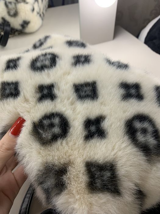 Сумка пушиста y2k