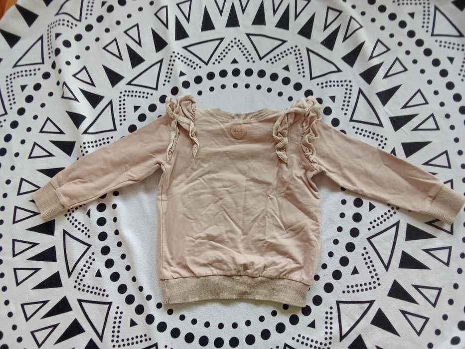 Sweter bluza z falbankami kolor beżowy 110 Haydi