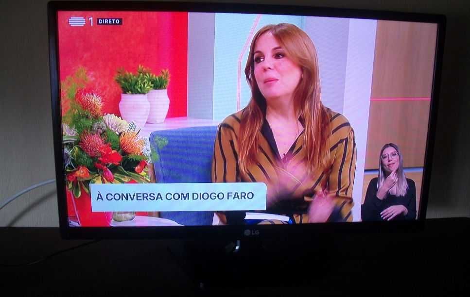 Tv Led LG 28MT47D-PZ Como nova