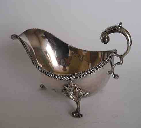 Старинная сливочница-молочница