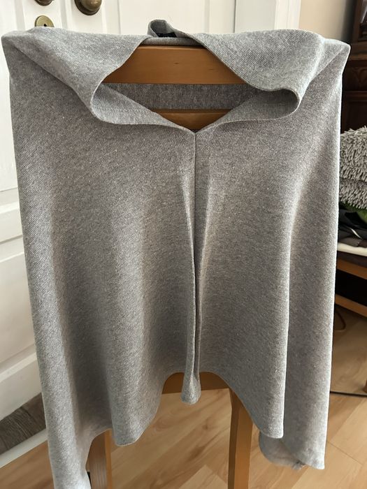 Poncho typu golf kaptur szal