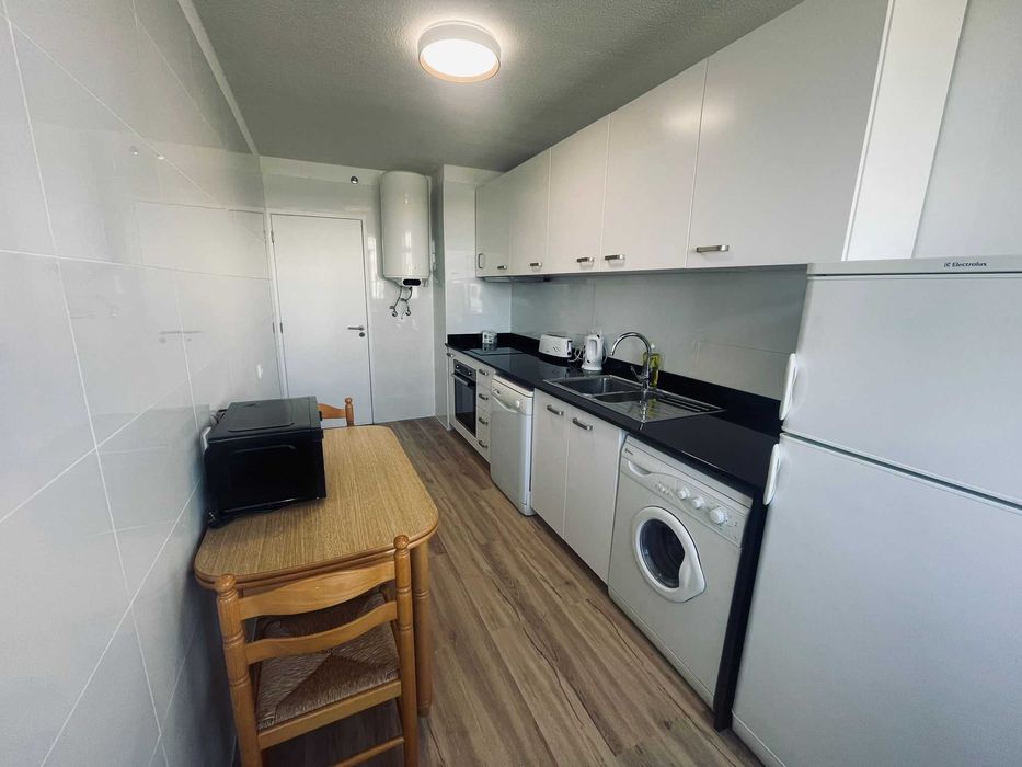 Quarto para arrendar a estudantes/professoras