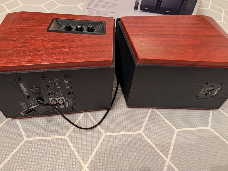 Głośniki Bluetooth Edifier R1700BT